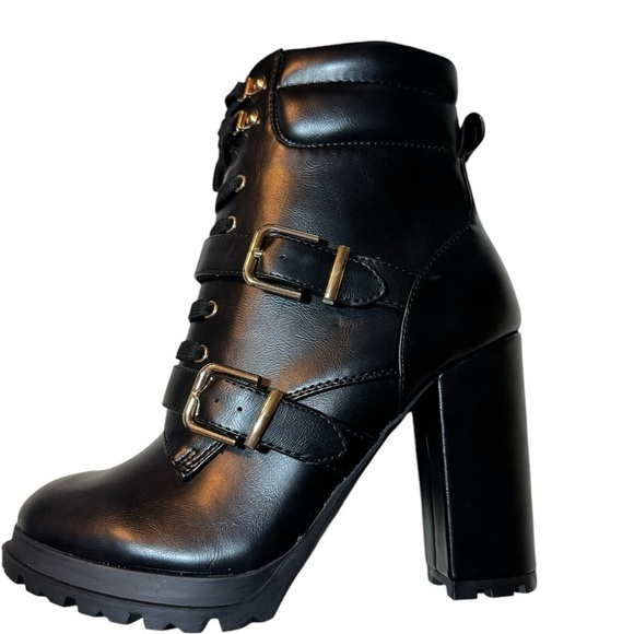 Shoe Dazzle Analisa Block Heeled Booties - Picture 7 of 10